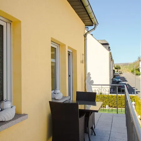 Gaestehaus Edith Apartment Trittenheim